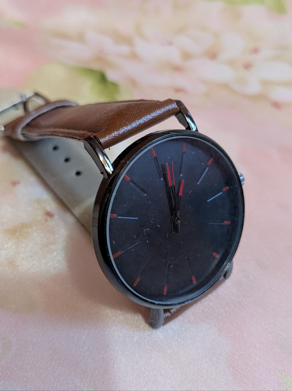 Men's Thin Black & Brown Quartz Watch (Unisex)